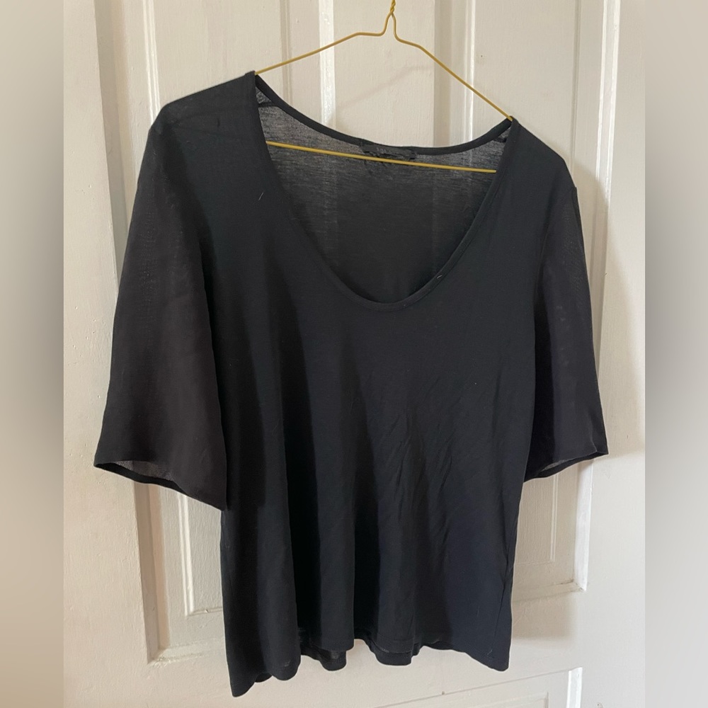 THE ROW black tshirt